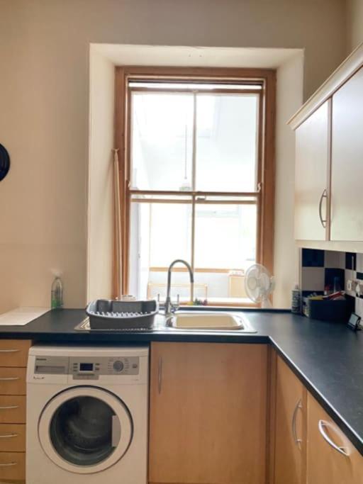 St John'S Flat Spacious Accomodation Dalry  Экстерьер фото