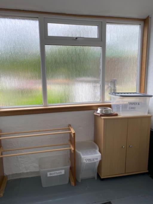 St John'S Flat Spacious Accomodation Dalry  Экстерьер фото