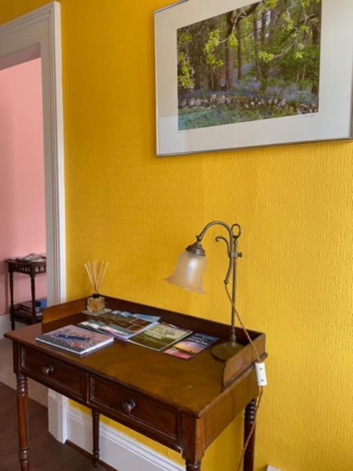 St John'S Flat Spacious Accomodation Dalry  Экстерьер фото