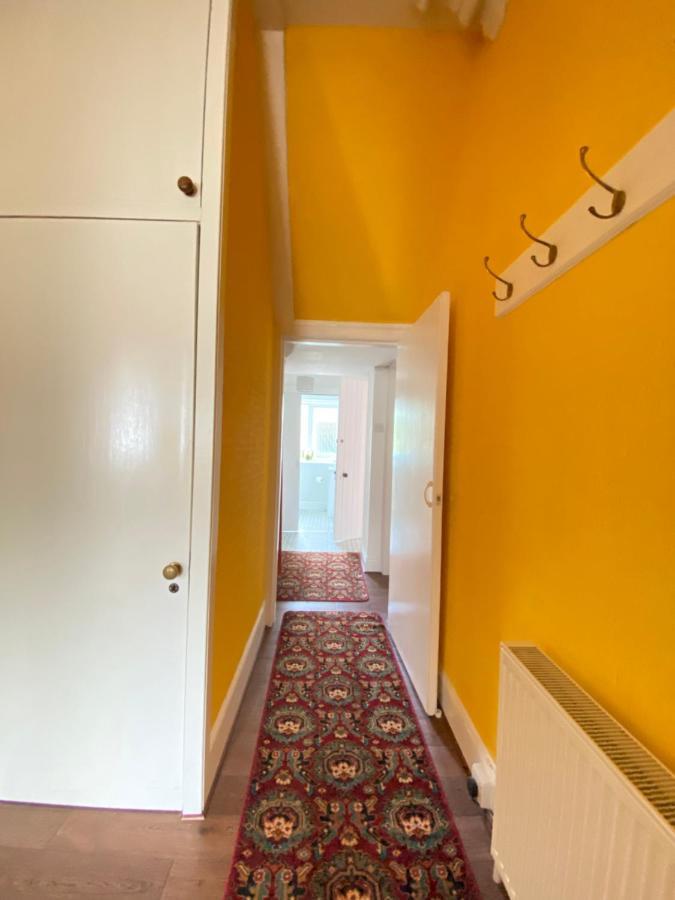 St John'S Flat Spacious Accomodation Dalry  Экстерьер фото